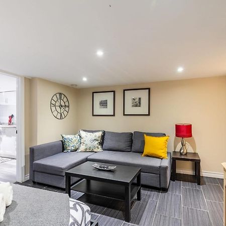 Newly Renovated - Cozy 1Br Apt With Netflix - Prime Location Toronto Luaran gambar